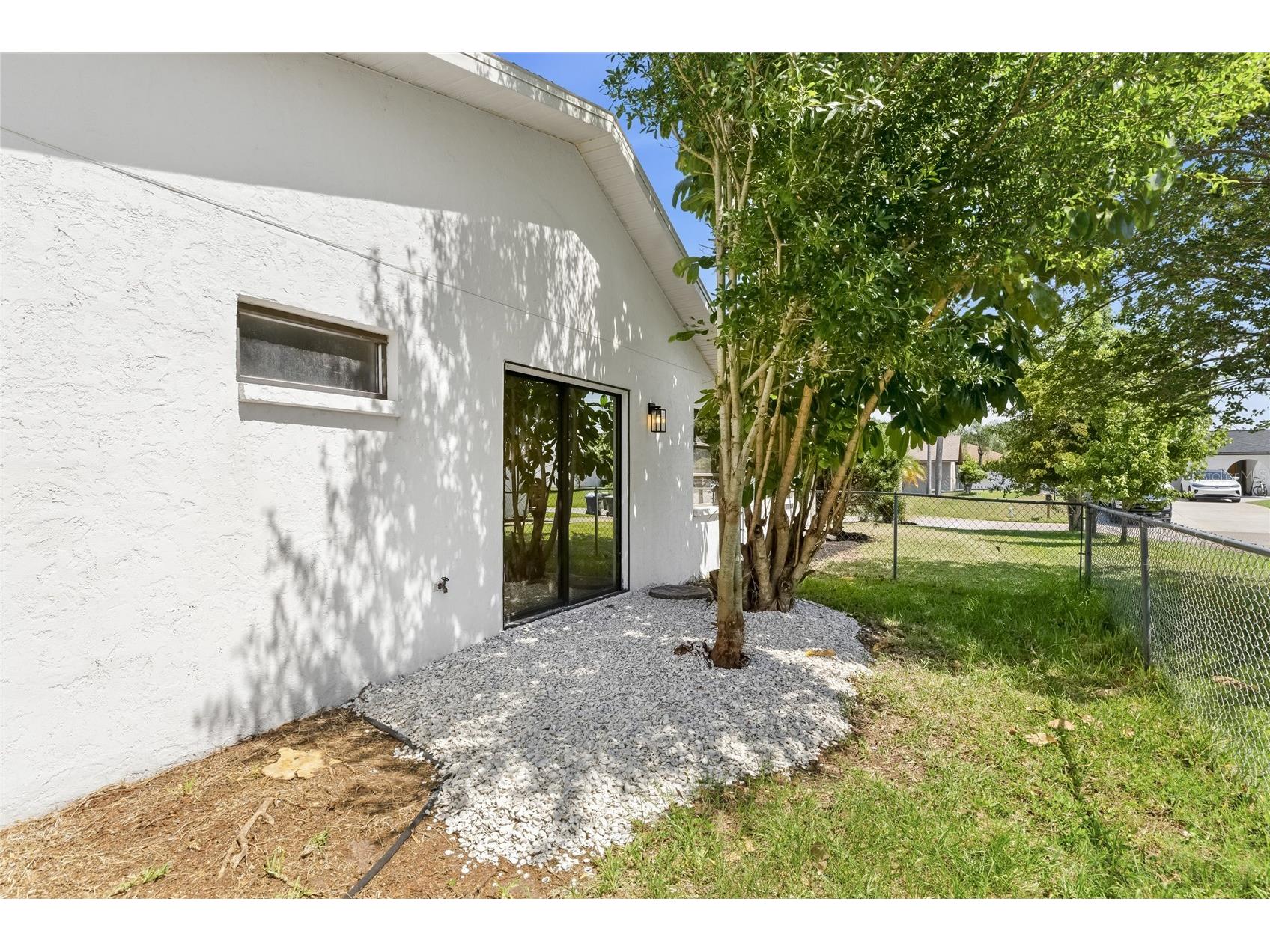 5710 Doral Court Sarasota FL 34238 A4694546 image38
