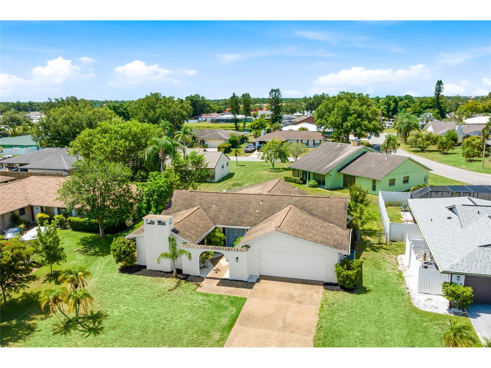 5710 Doral Court Sarasota FL 34238 A4694546 image40
