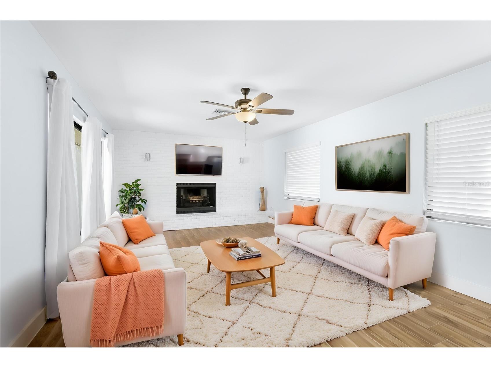 5710 Doral Court Sarasota FL 34238 A4694546 image7