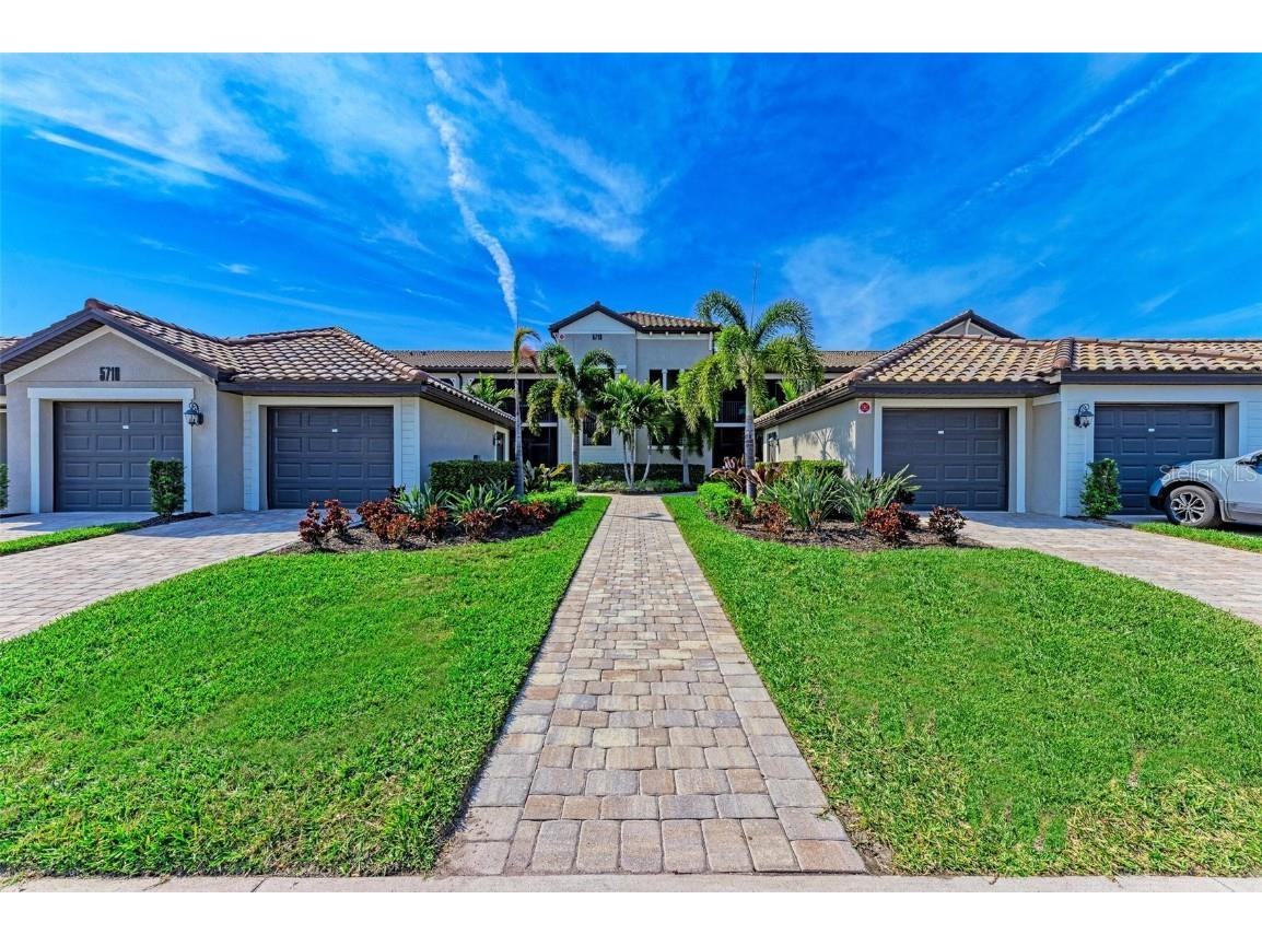 5710 Palmer Circle #104 Lakewood Ranch FL 34211 A4623915 image4