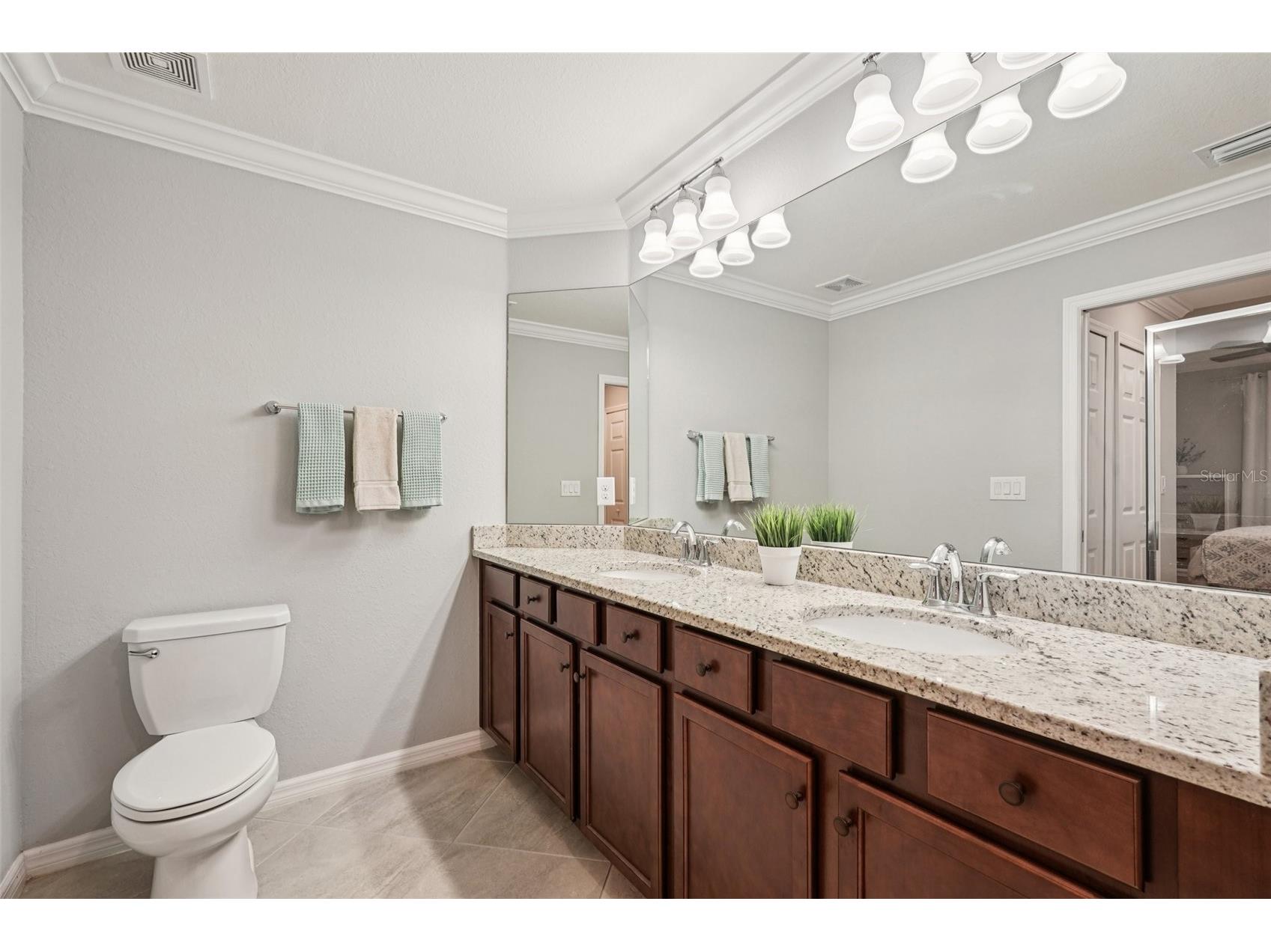 5710 Palmer Circle #104 Lakewood Ranch FL 34211 A4677791 image29