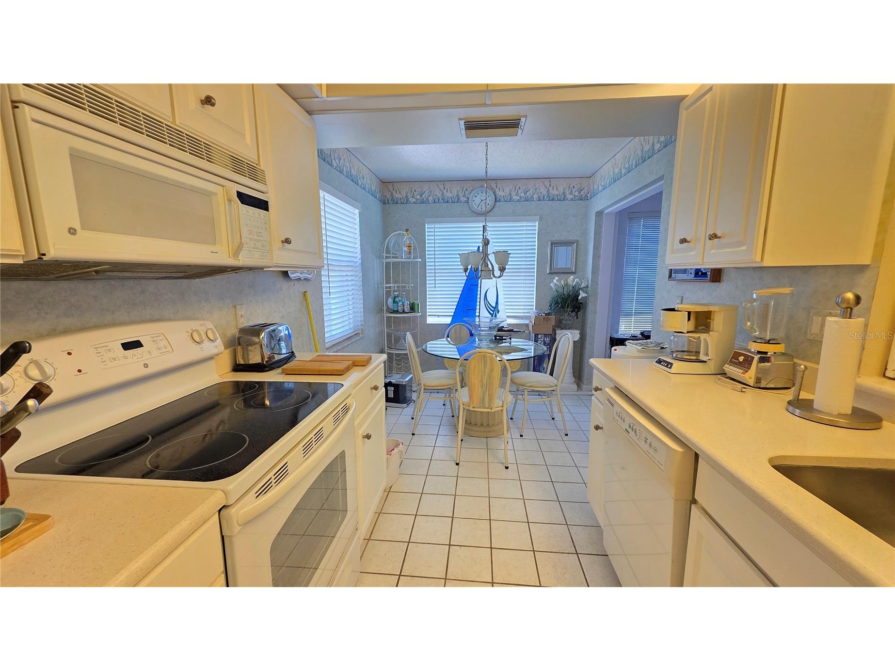 5710 Sheffield Greene Circle #92 Sarasota FL 34235 C7525442 image17