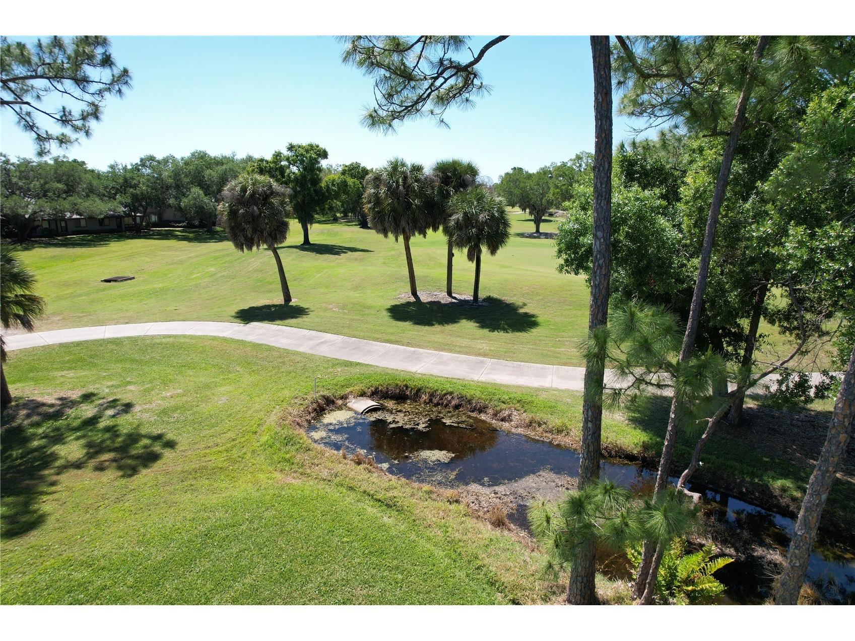 5710 Sheffield Greene Circle #92 Sarasota FL 34235 C7525442 image4