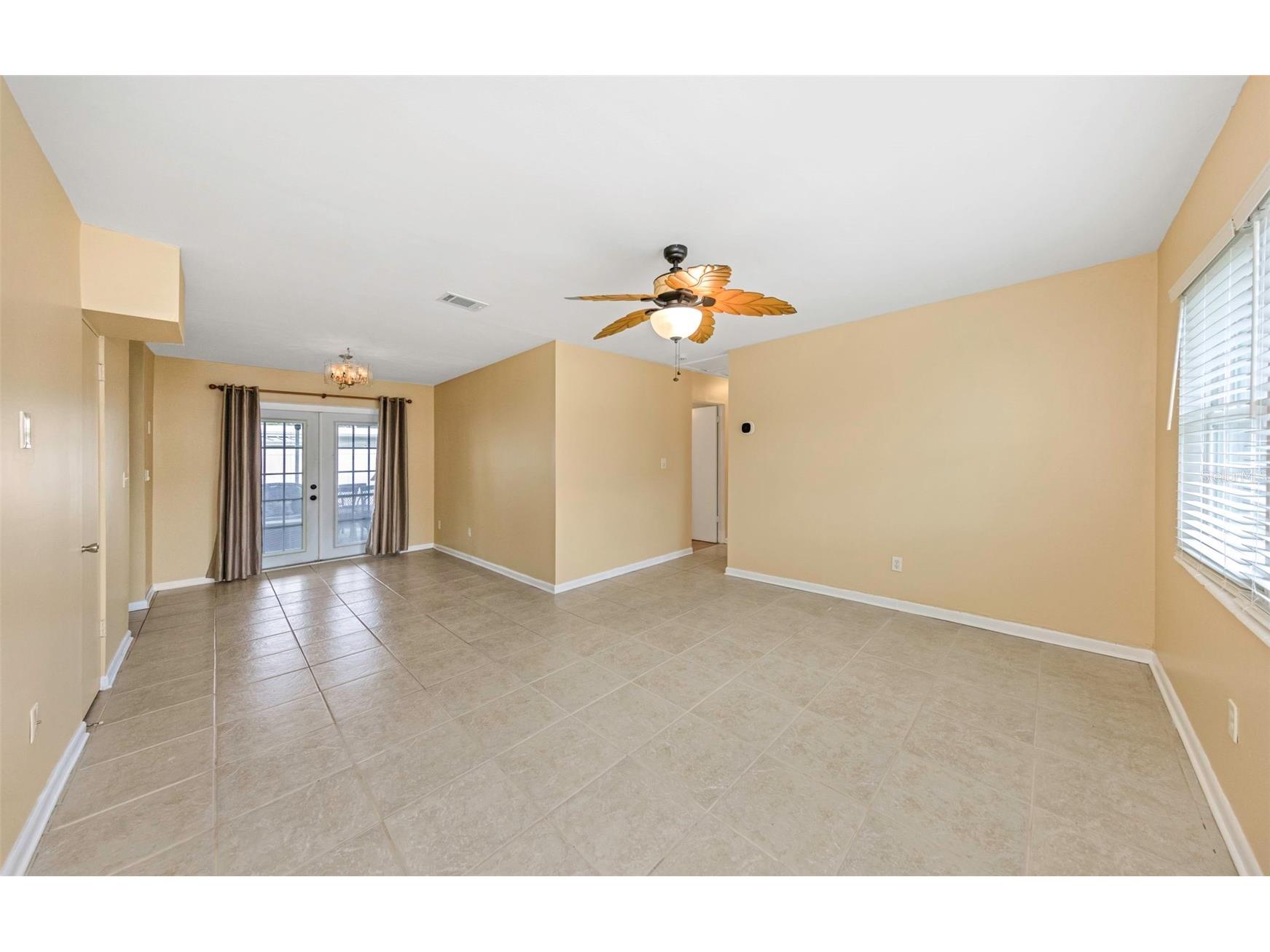 5711 92nd Avenue N Pinellas Park FL 33782 G5113818 image9