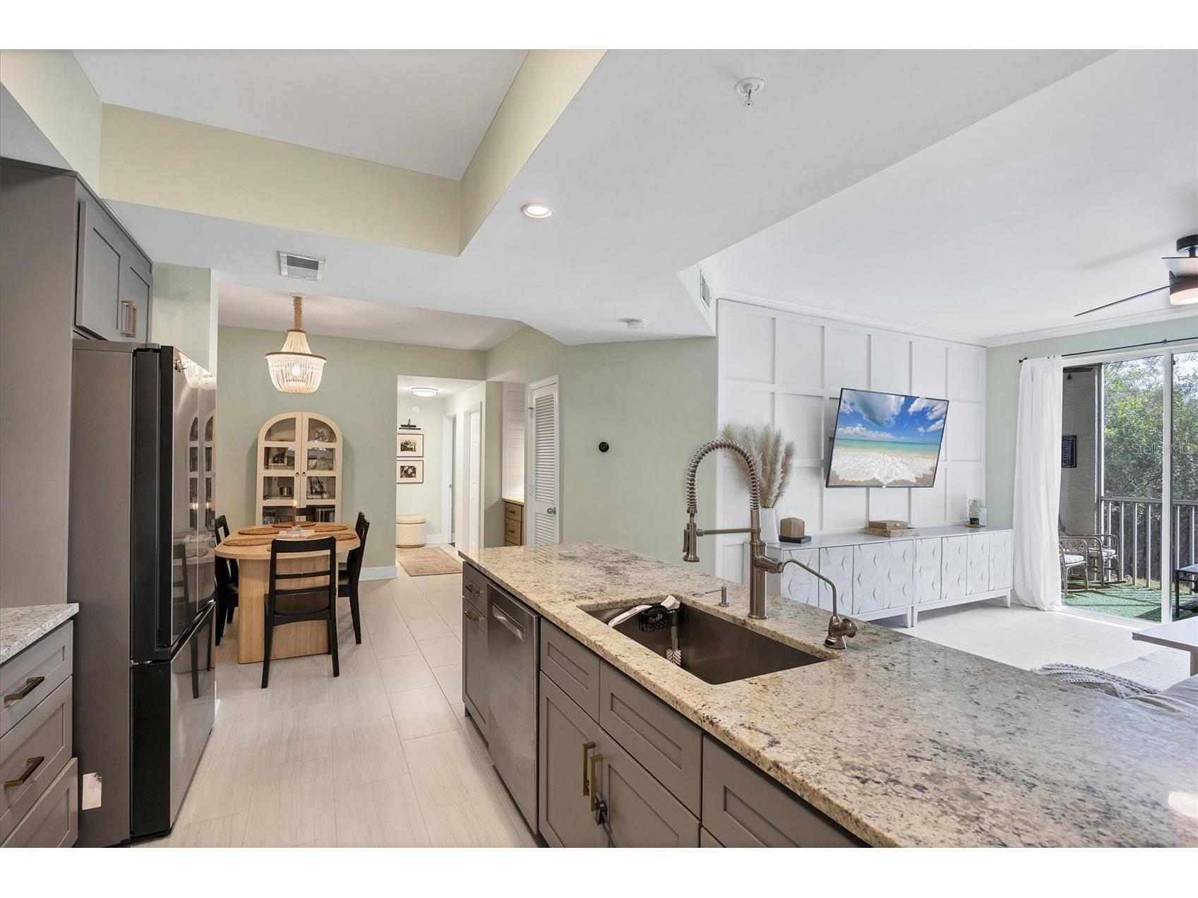 5711 Bentgrass Drive #19-104 Sarasota FL 34235 A4681453 image10