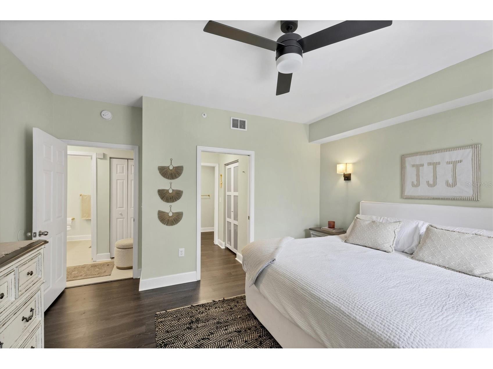 5711 Bentgrass Drive #19-104 Sarasota FL 34235 A4681453 image15