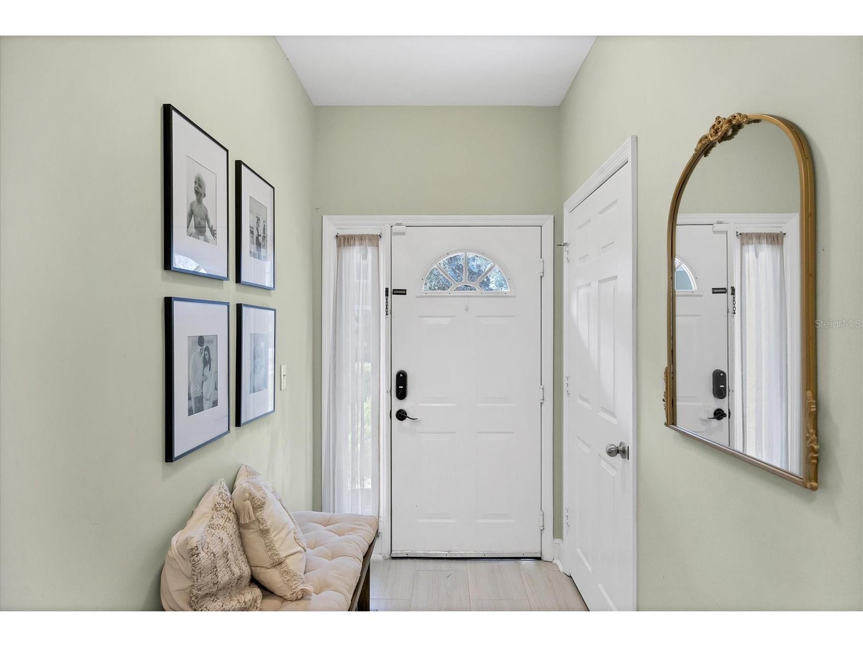 5711 Bentgrass Drive #19-104 Sarasota FL 34235 A4681453 image3