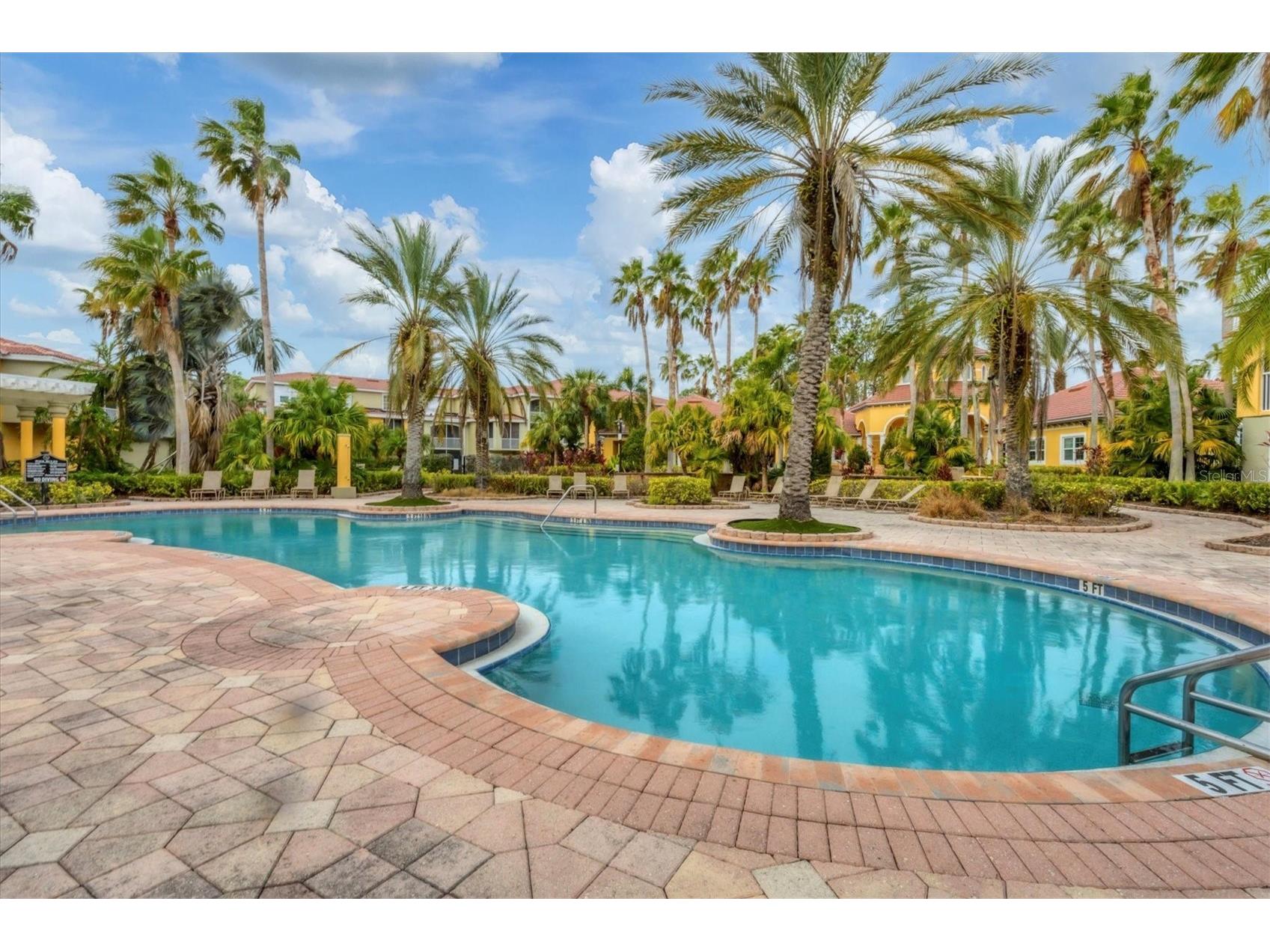 5711 Bentgrass Drive #19-104 Sarasota FL 34235 A4681453 image37