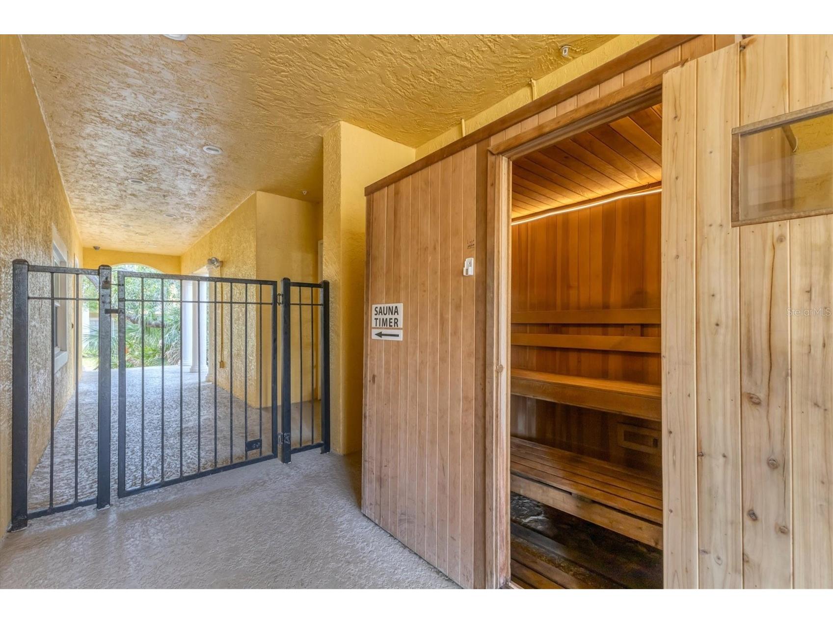 5711 Bentgrass Drive #19-104 Sarasota FL 34235 A4681453 image38