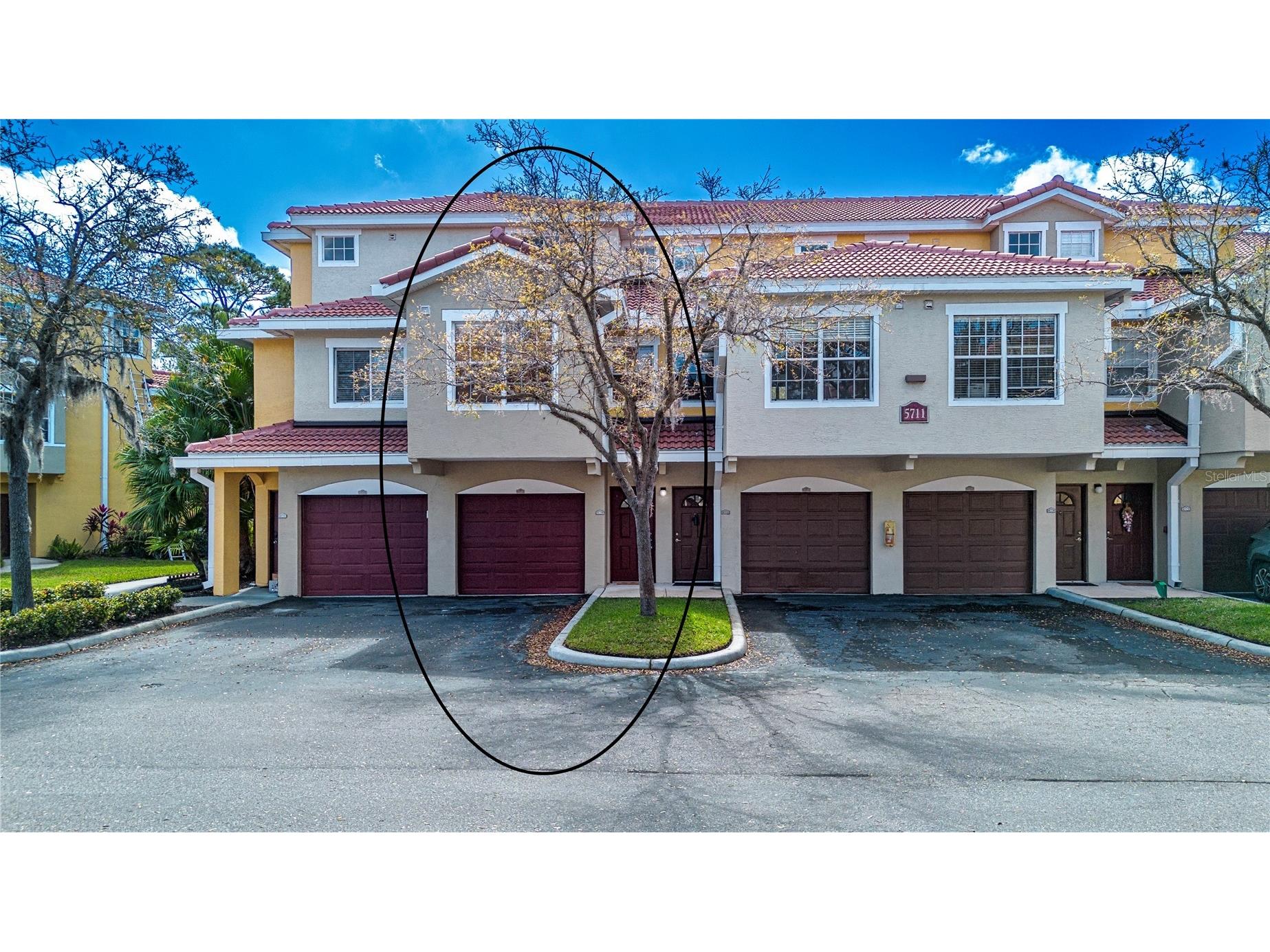 5711 Bentgrass Drive #19-202 Sarasota FL 34235 A4685182 image1