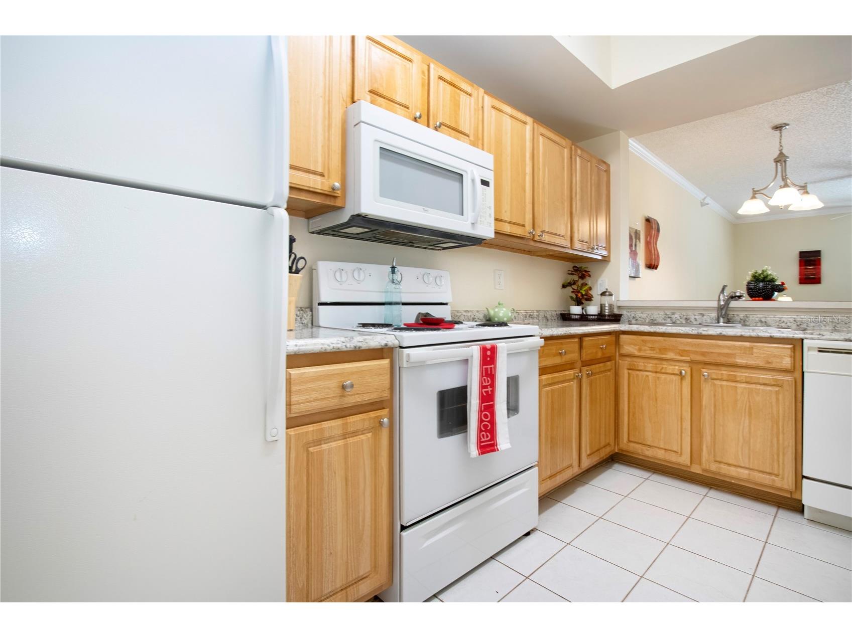 5711 Bentgrass Drive #19-202 Sarasota FL 34235 A4685182 image14