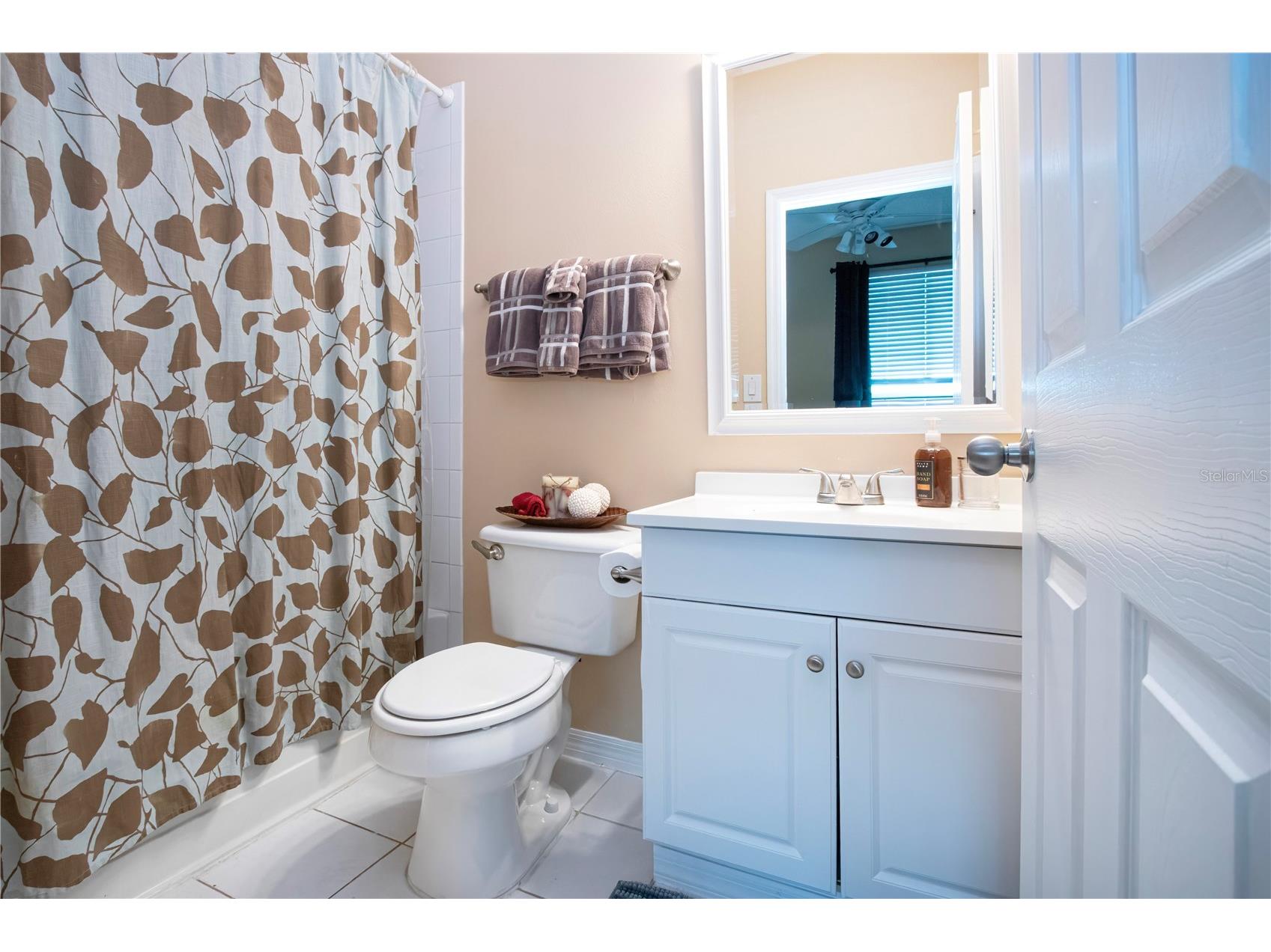 5711 Bentgrass Drive #19-202 Sarasota FL 34235 A4685182 image22