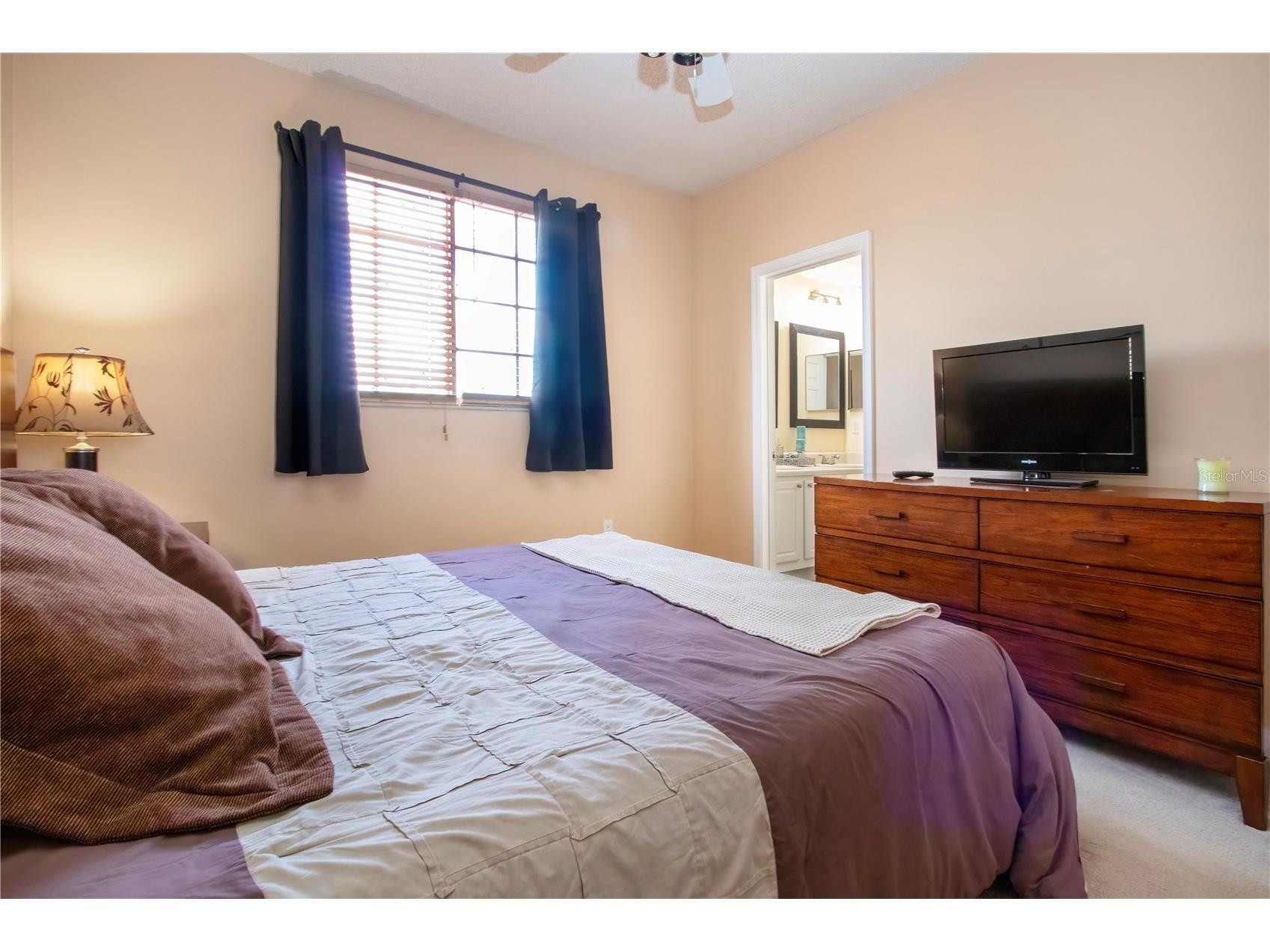 5711 Bentgrass Drive #19-202 Sarasota FL 34235 A4685182 image25