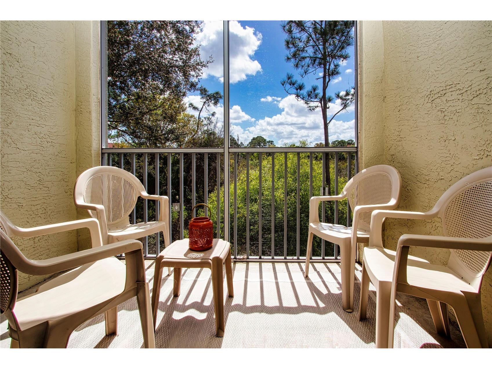 5711 Bentgrass Drive #19-202 Sarasota FL 34235 A4685182 image8