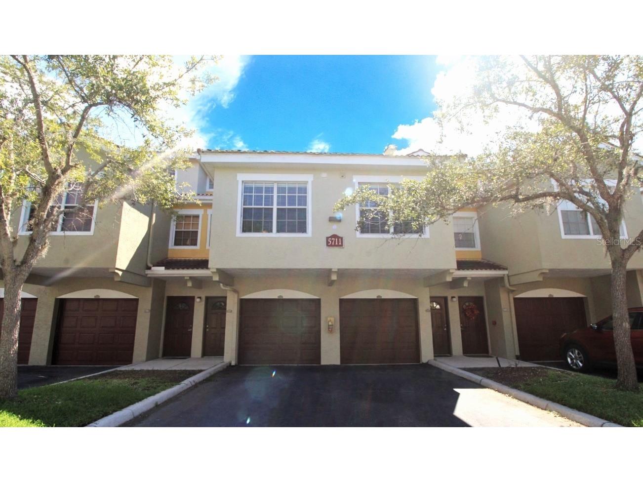 5711 Bentgrass Drive #19-203 Sarasota FL 34235 A4586863 image1