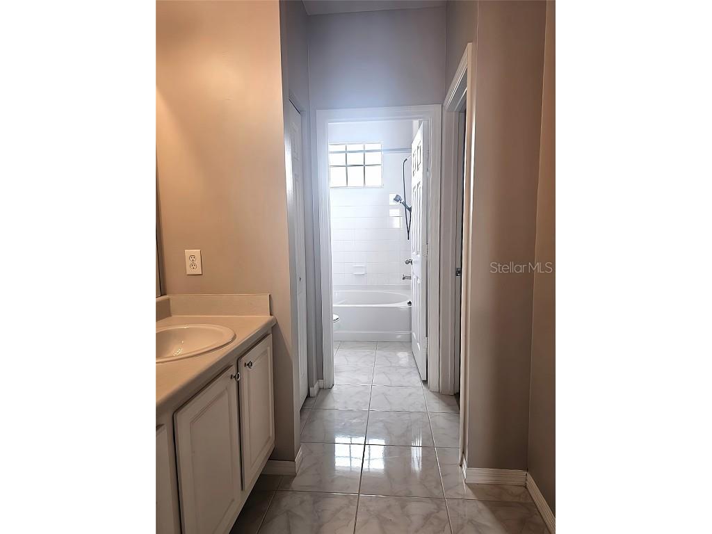 5711 Bentgrass Drive #19-203 Sarasota FL 34235 A4654485 image22