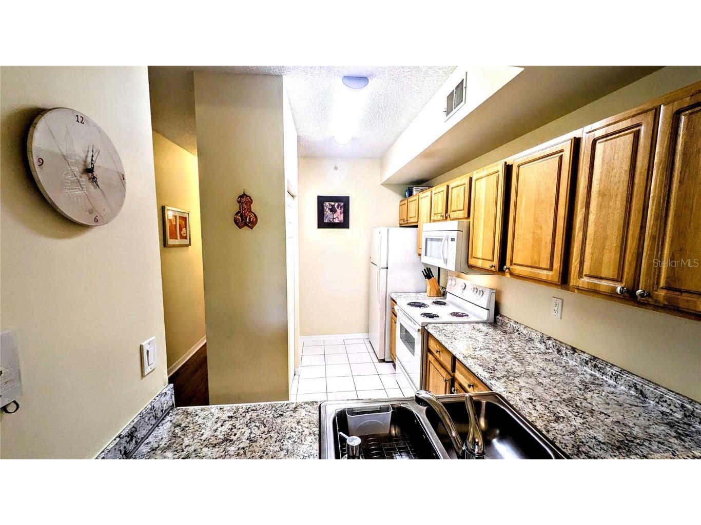 5711 Bentgrass Drive #202 Sarasota FL 34235 A4657079 image5