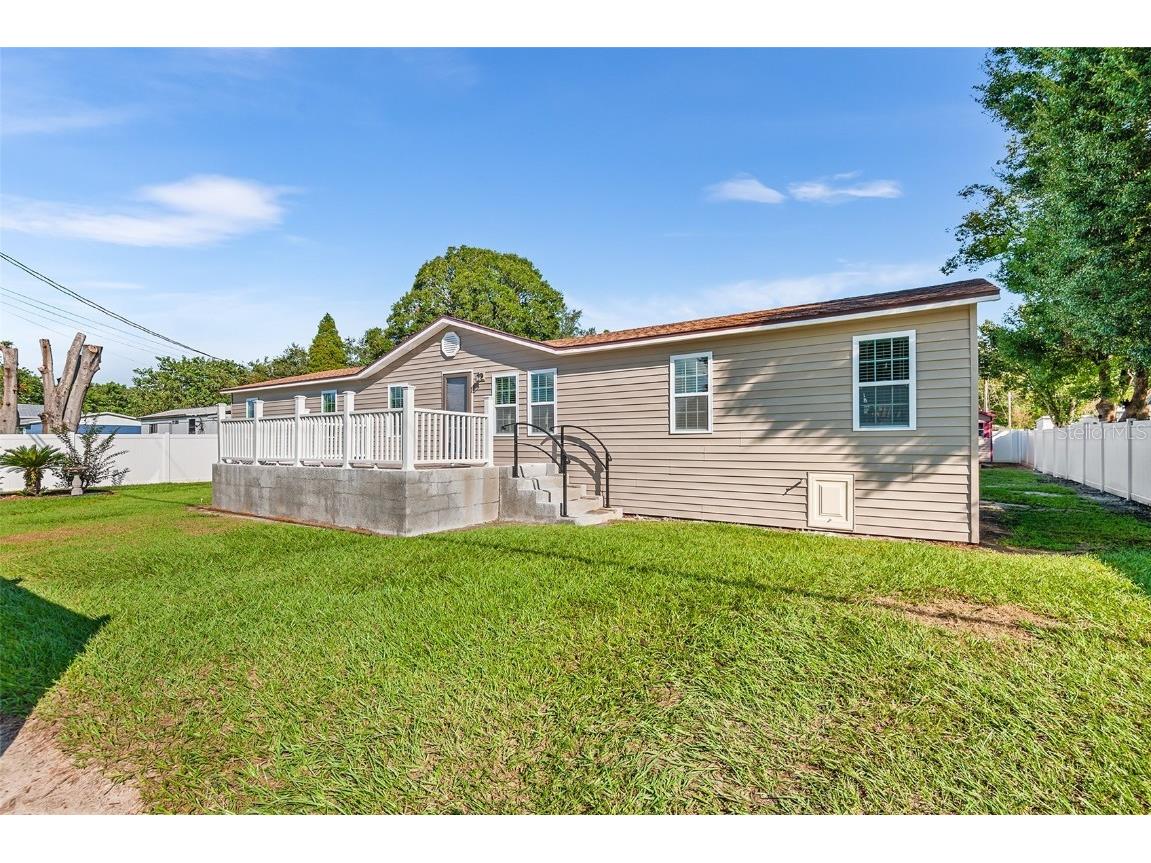 5711 Cherry Tree Drive Lakeland FL 33811 P4932335 image1