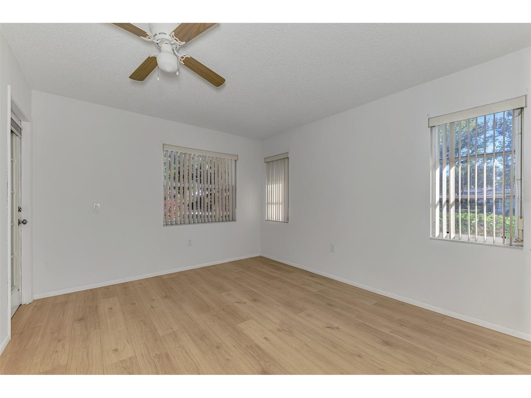5711 Garden Lakes Palm Bradenton FL 34203 A4685053 image40