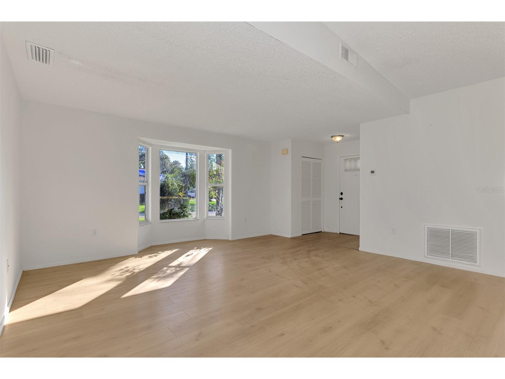 5711 Garden Lakes Palm Bradenton FL 34203 A4685053 image9