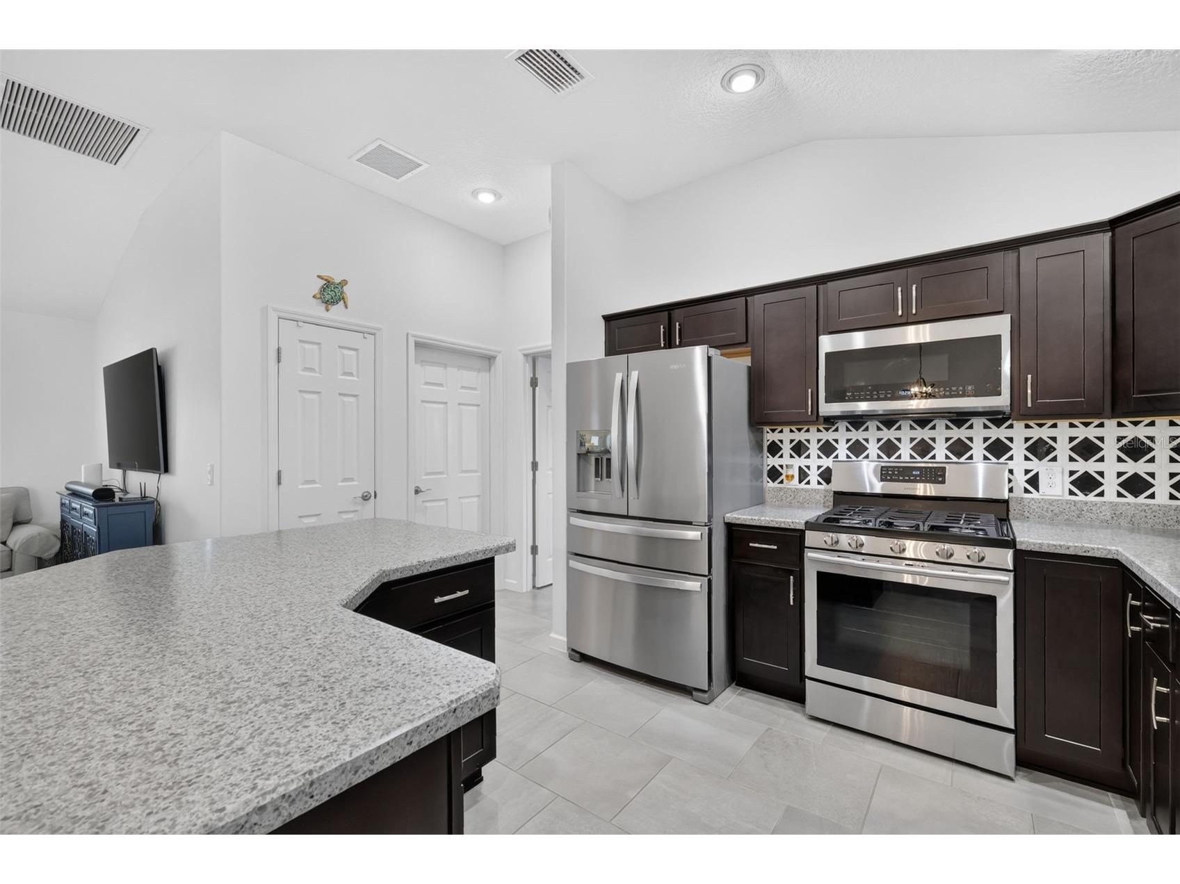 5711 Henry Loop The Villages FL 32163 G5114053 image15