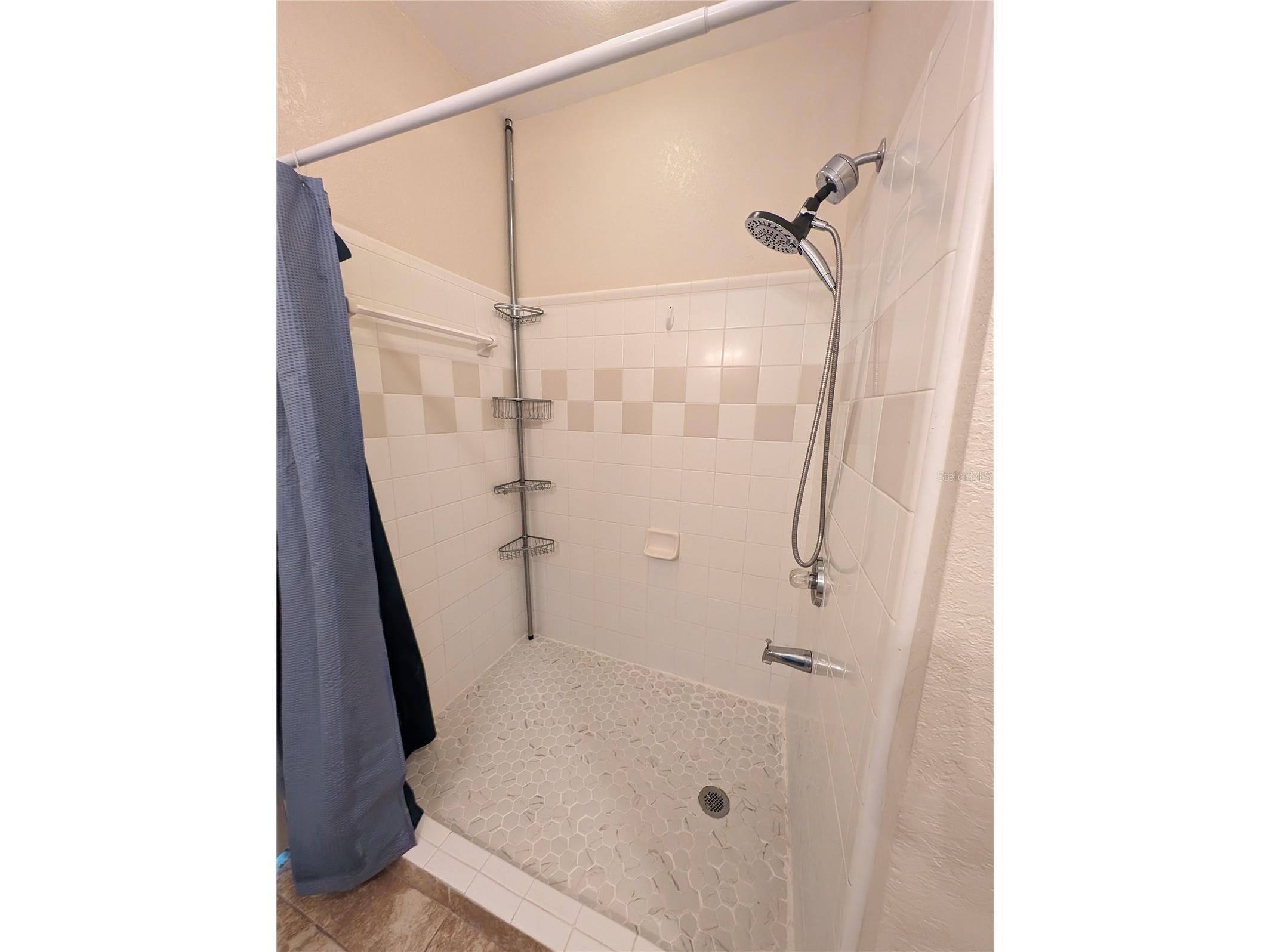 5711 Soldier Circle # 102 Sarasota FL 34233 A4690766 image15