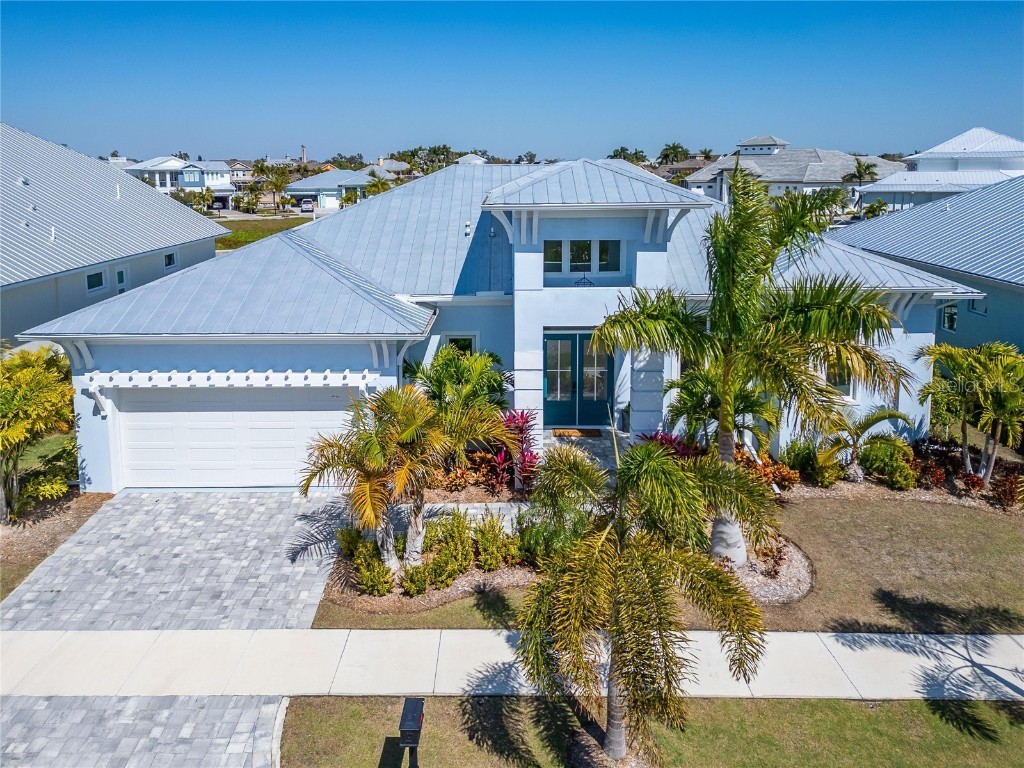 5711 Tybee Island Drive Apollo Beach FL 33572 - CANAL TO TAMPA BAY T3504219 image1