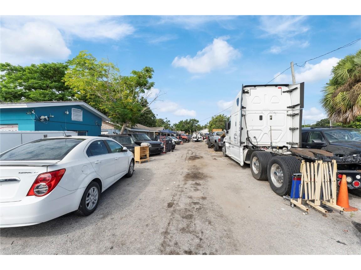 5712 15th Street E Bradenton FL 34203 TB8434561 image38