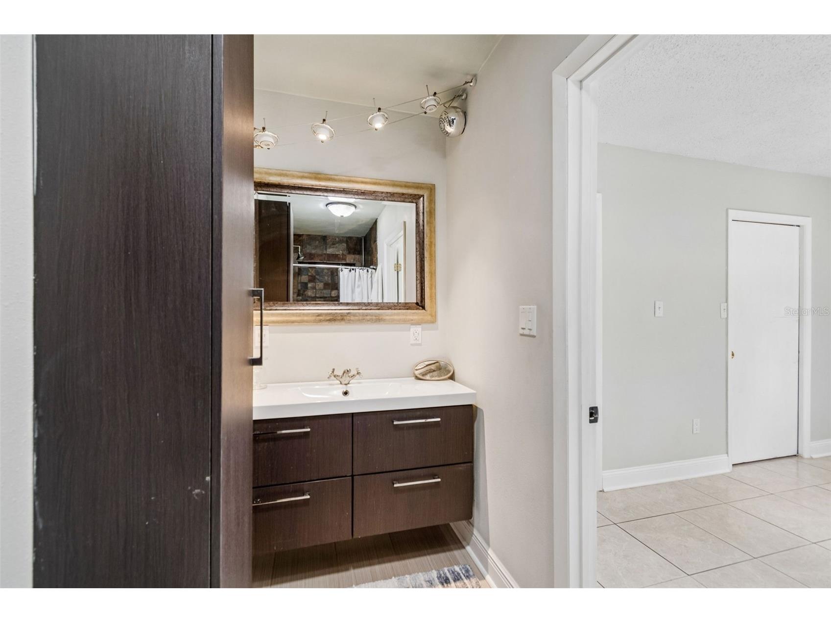 5712 20th Avenue S Tampa FL 33619 TB8528907 image19