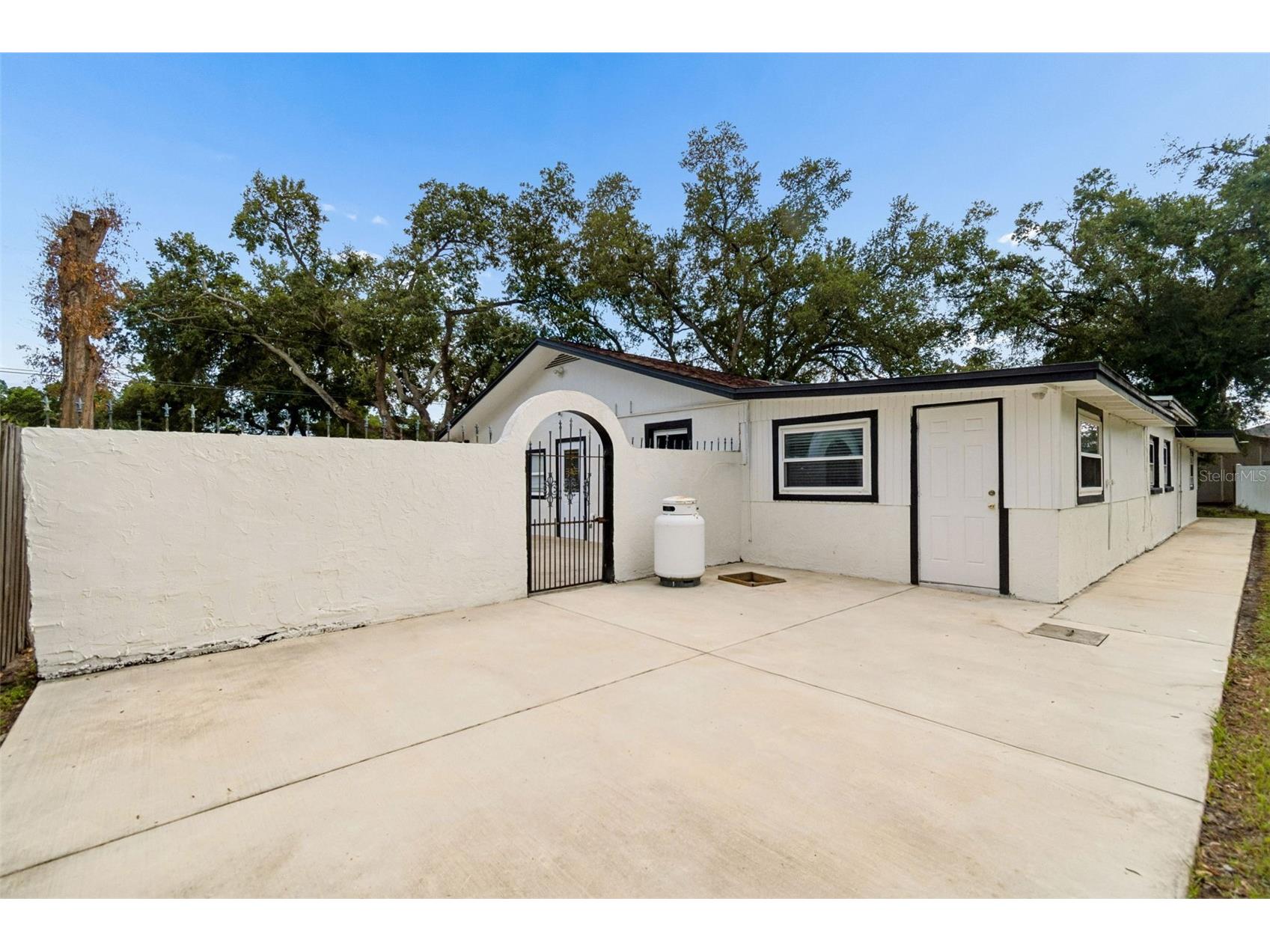 5712 20th Avenue S Tampa FL 33619 TB8528907 image5