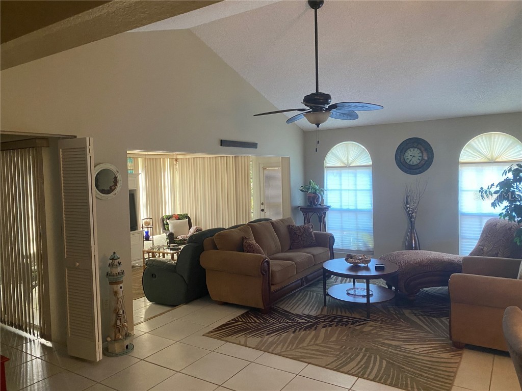 5712 34th Court W Bradenton FL 34210 A4650158 image2