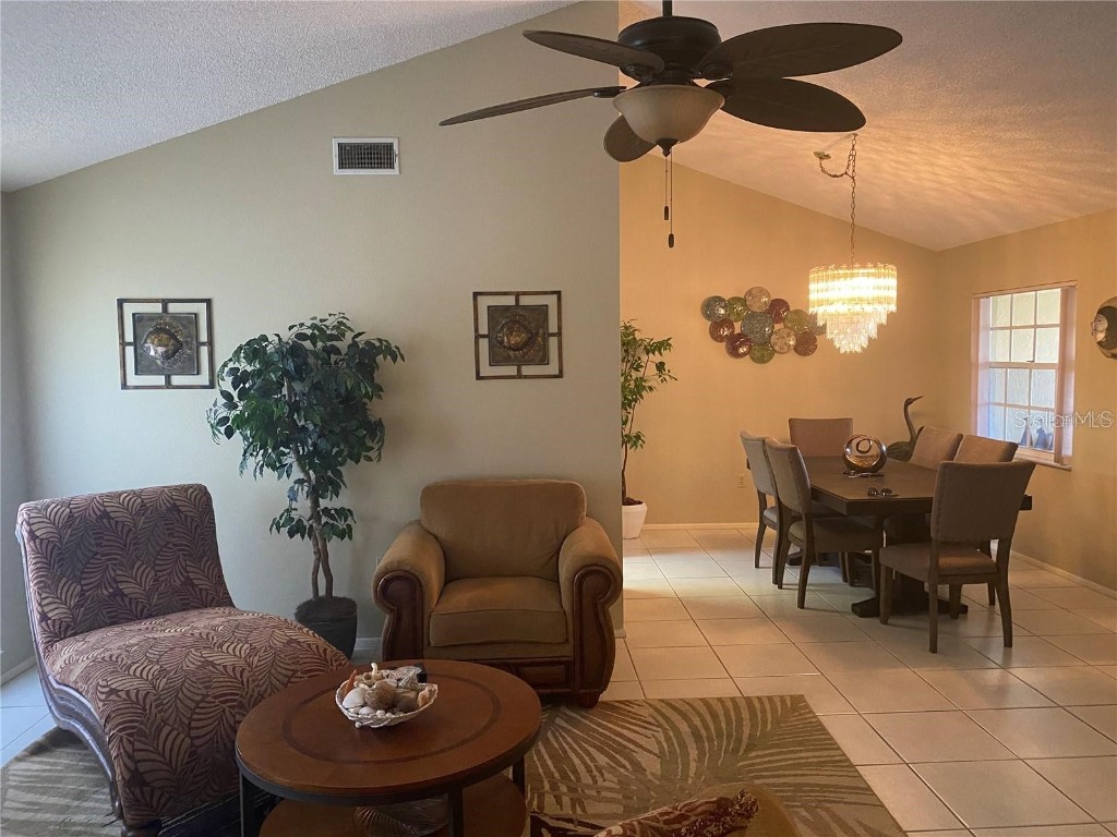 5712 34th Court W Bradenton FL 34210 A4660940 image3