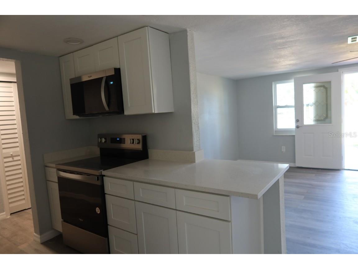 5712 Bay Boulevard Port Richey FL 34668 W7880991 image44