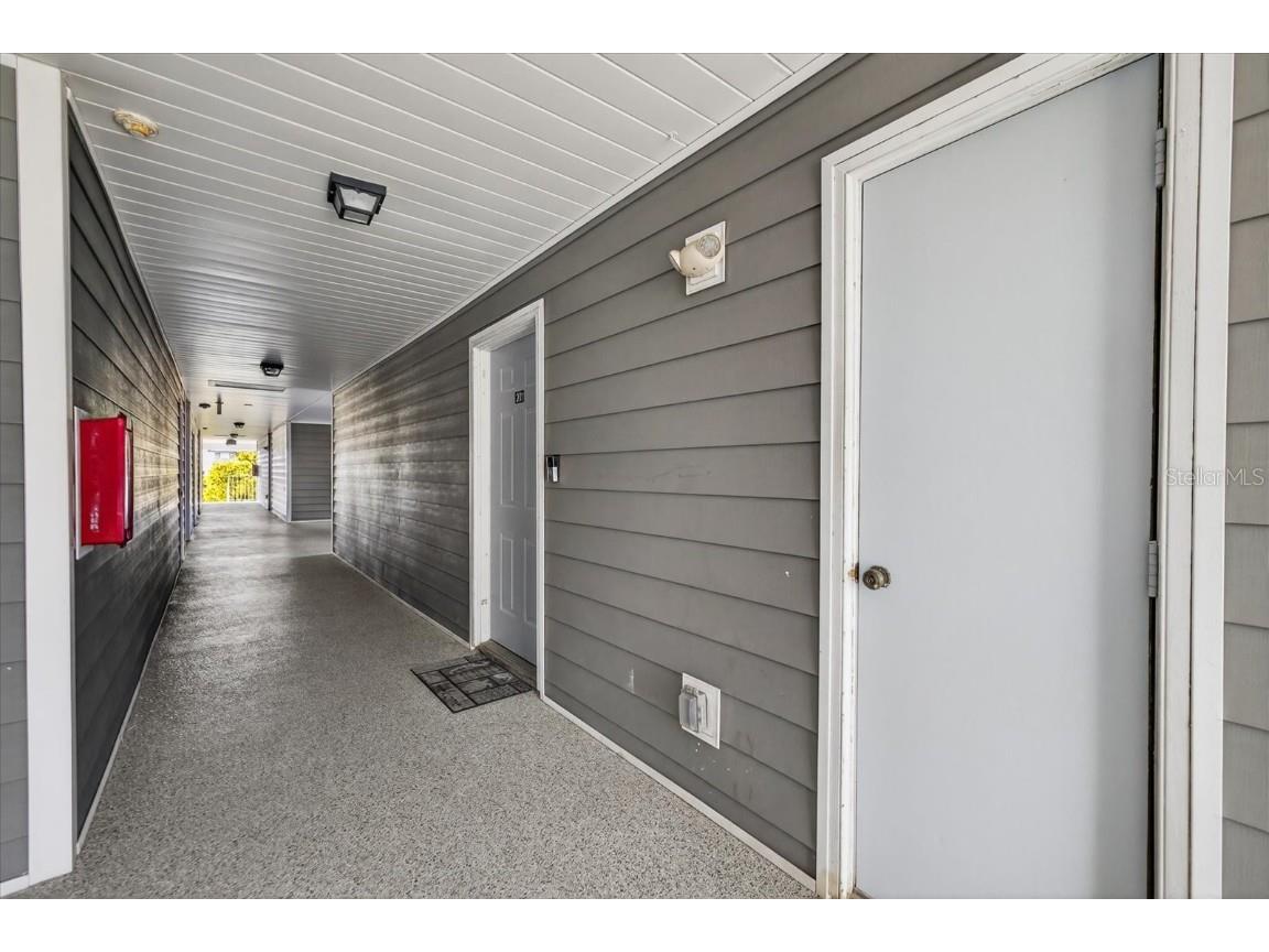 5712 Biscayne Court #201 New Port Richey FL 34652 W7881751 image27