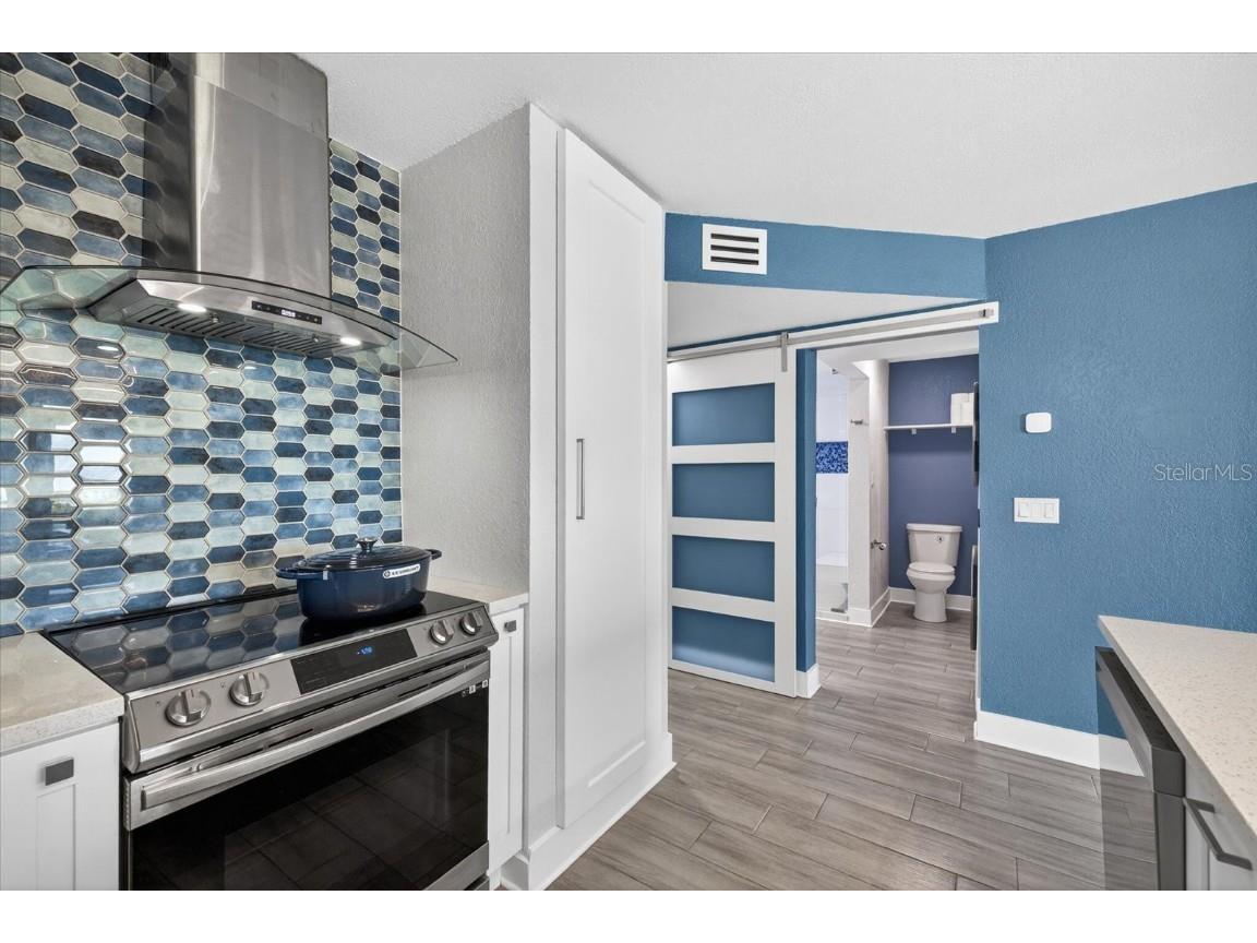 5712 Biscayne Court #201 New Port Richey FL 34652 W7881751 image31