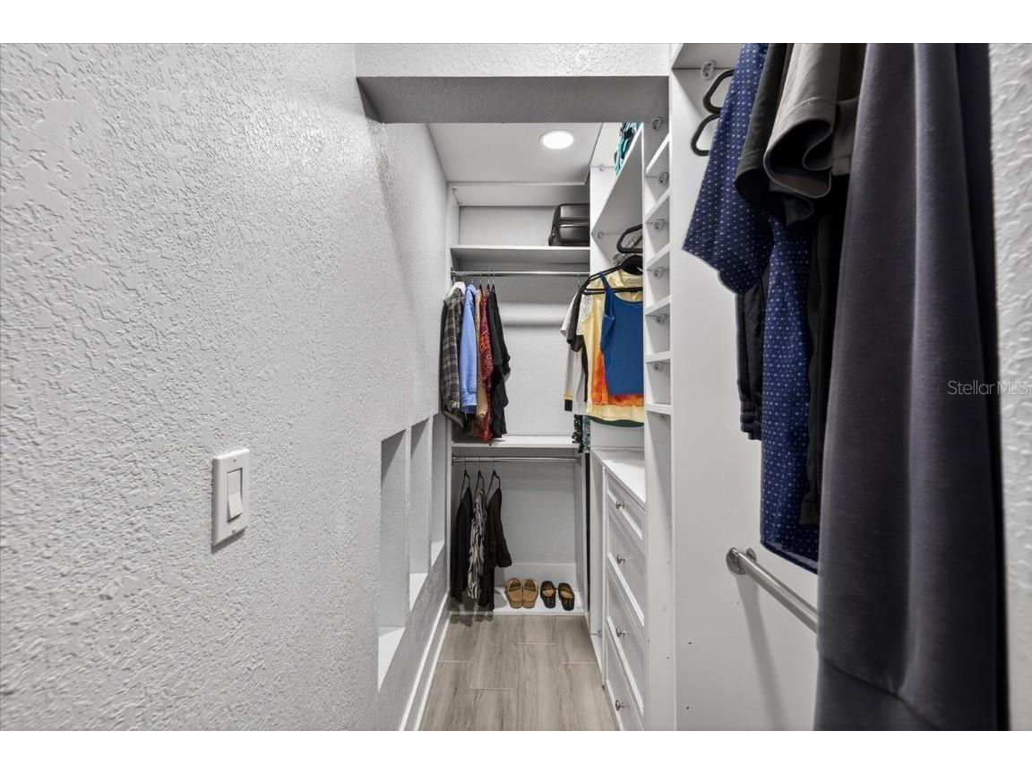 5712 Biscayne Court #201 New Port Richey FL 34652 W7881751 image9