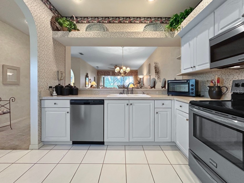 5712 Cottonwood Street Bradenton FL 34203 A4641249 image10