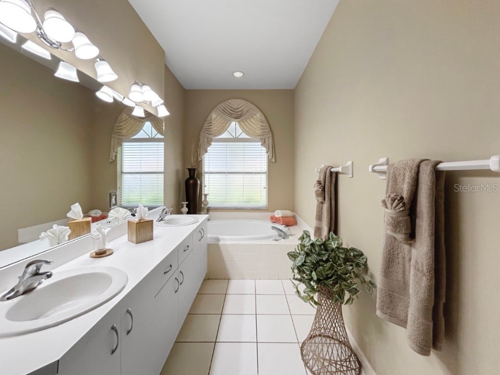 5712 Cottonwood Street Bradenton FL 34203 A4641249 image29