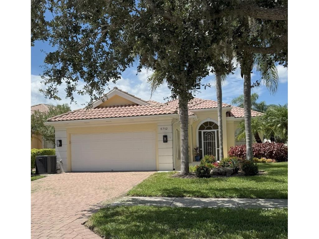5712 Ferrara Drive Sarasota FL 34238 J992631 image1