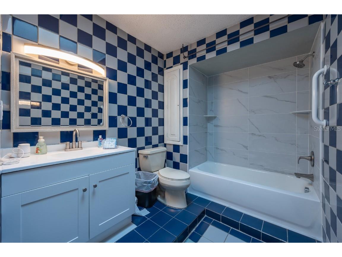 5712 S 20th Avenue S Tampa FL 33619 TB8405265 image12