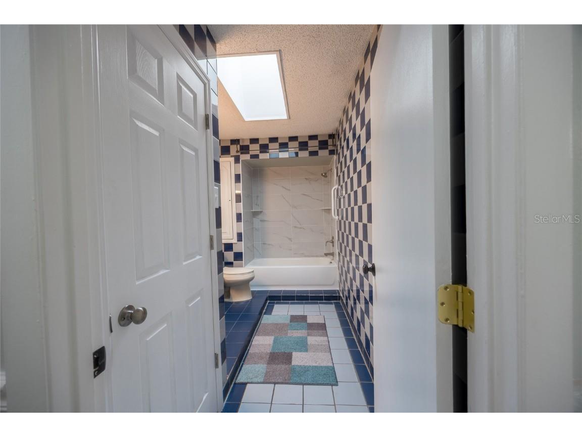 5712 S 20th Avenue S Tampa FL 33619 TB8405265 image13