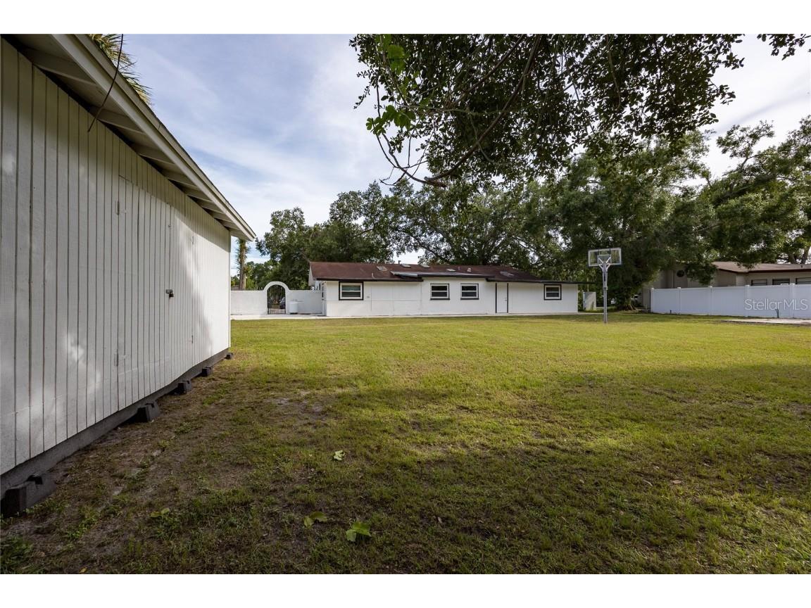 5712 S 20th Avenue S Tampa FL 33619 TB8405265 image29
