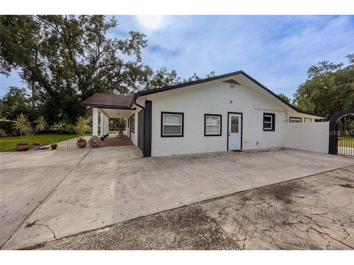 5712 S 20th Avenue S Tampa FL 33619 TB8405265 image3