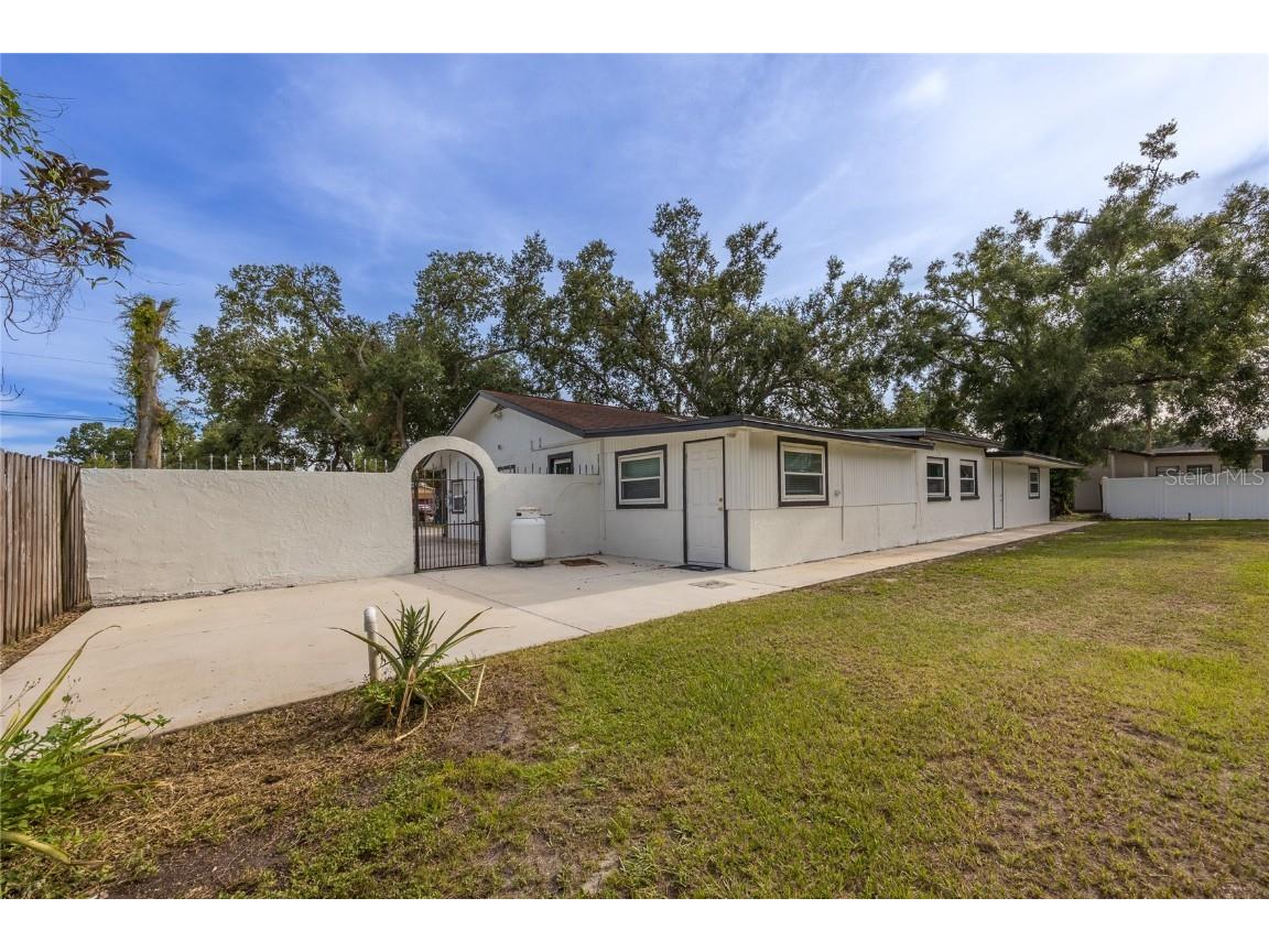 5712 S 20th Avenue S Tampa FL 33619 TB8405265 image31
