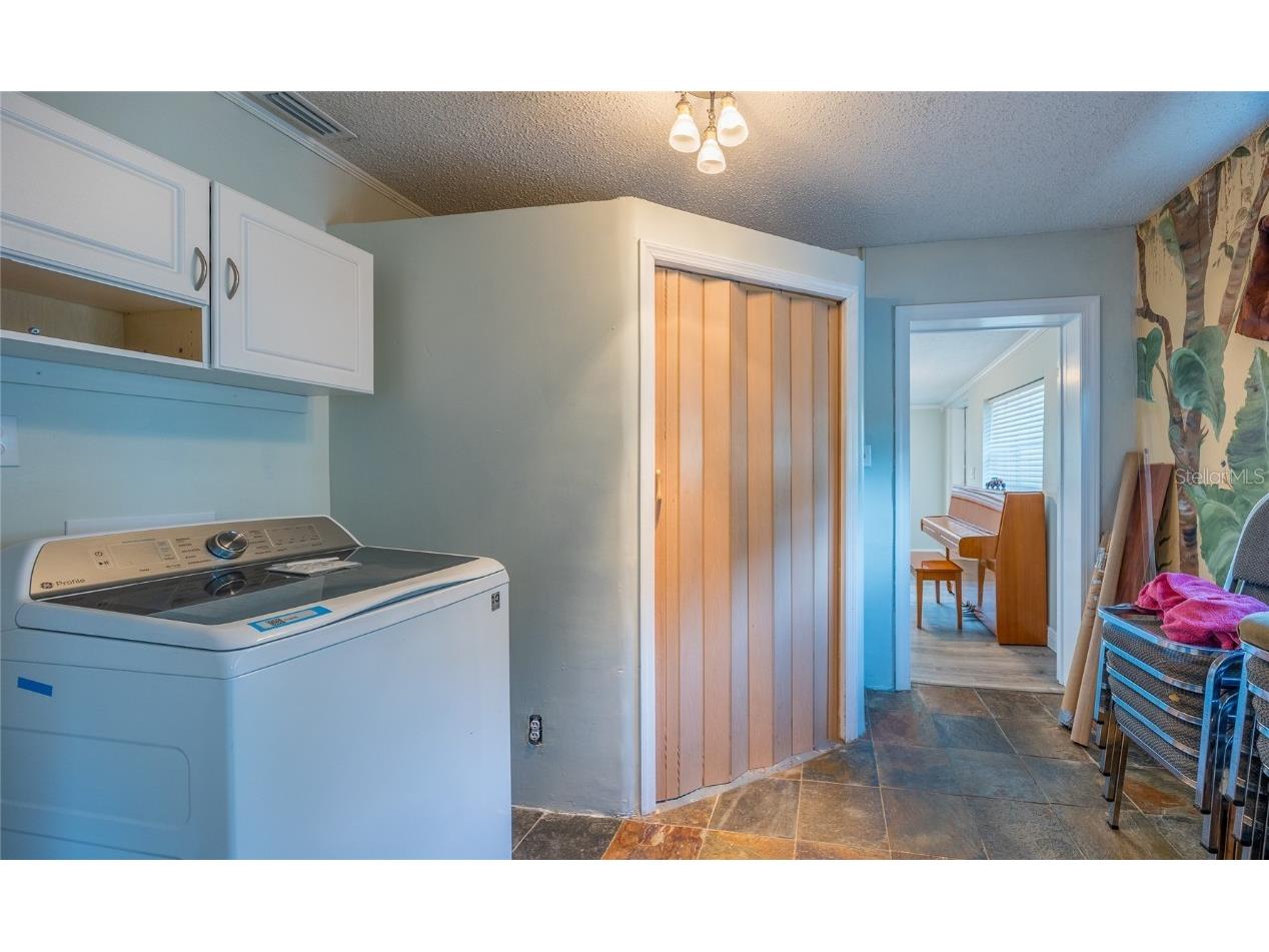 5712 S 20th Avenue S Tampa FL 33619 TB8405265 image37