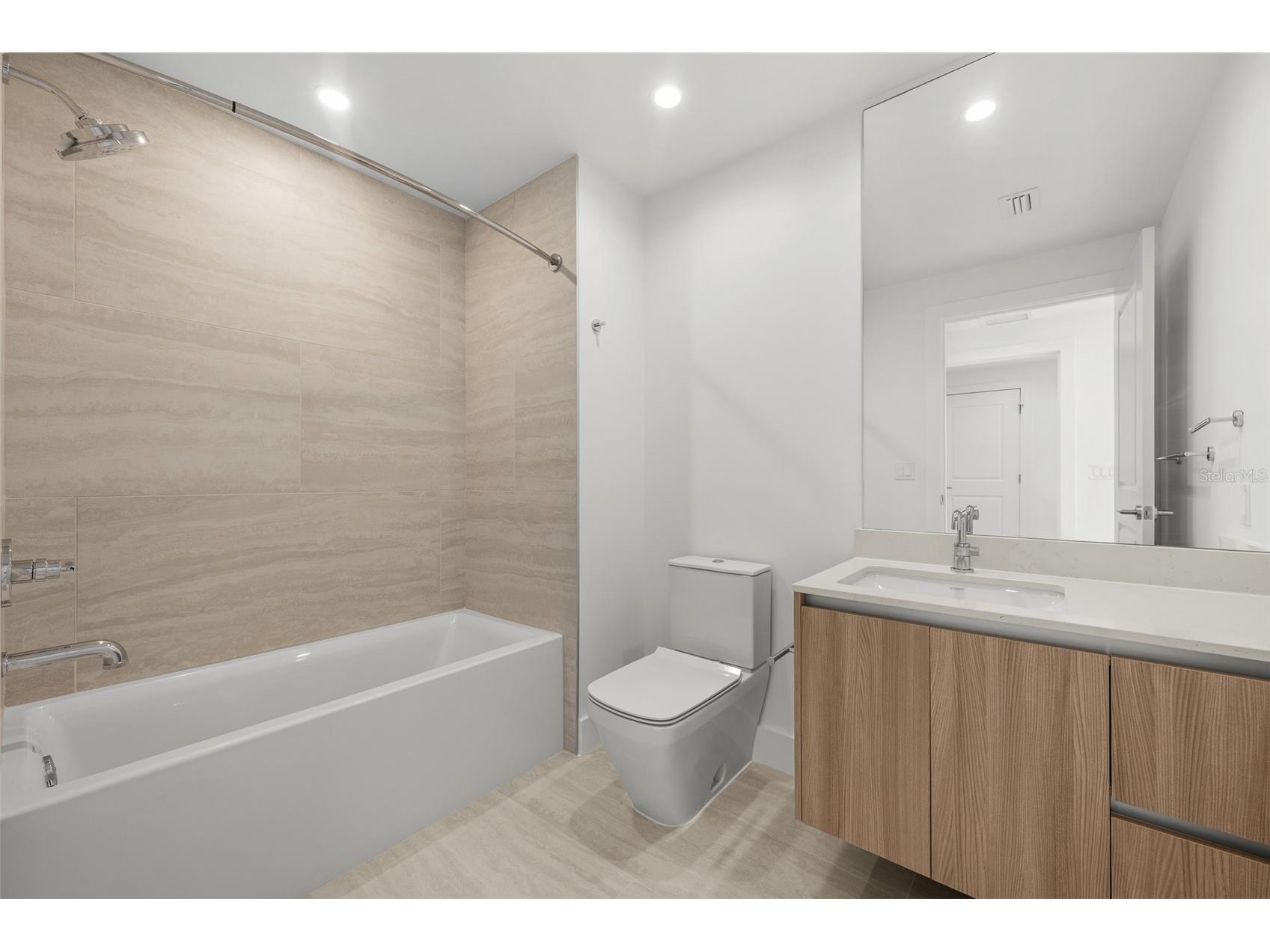 5713 Bowen Daniel #903 Tampa FL 33616 TB8521326 image16