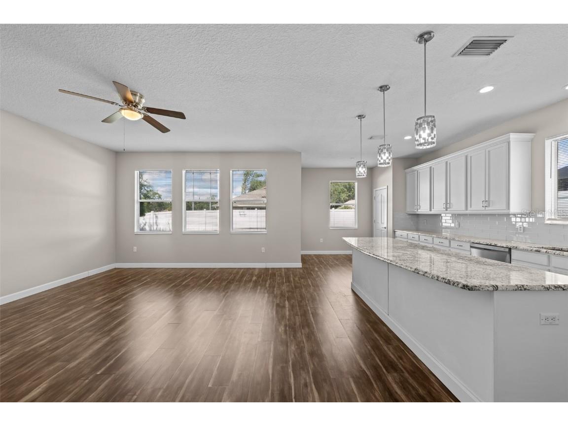 5713 Hawkpark Boulevard Lithia FL 33547 TB8418986 image10