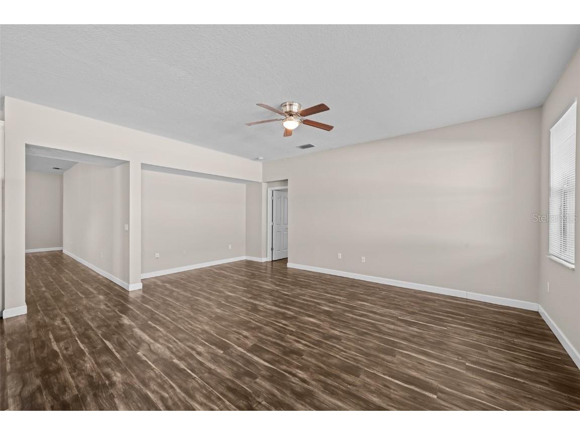 5713 Hawkpark Boulevard Lithia FL 33547 TB8418986 image15