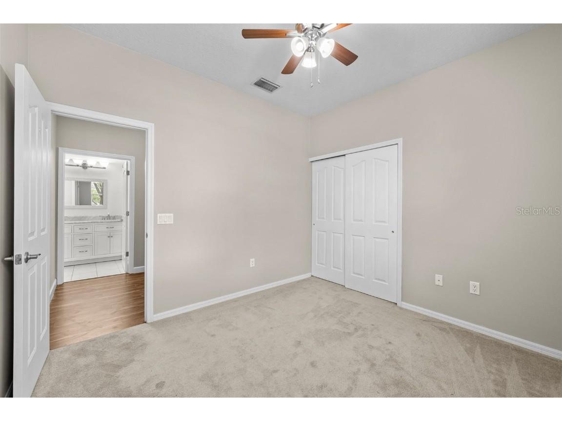 5713 Hawkpark Boulevard Lithia FL 33547 TB8418986 image36