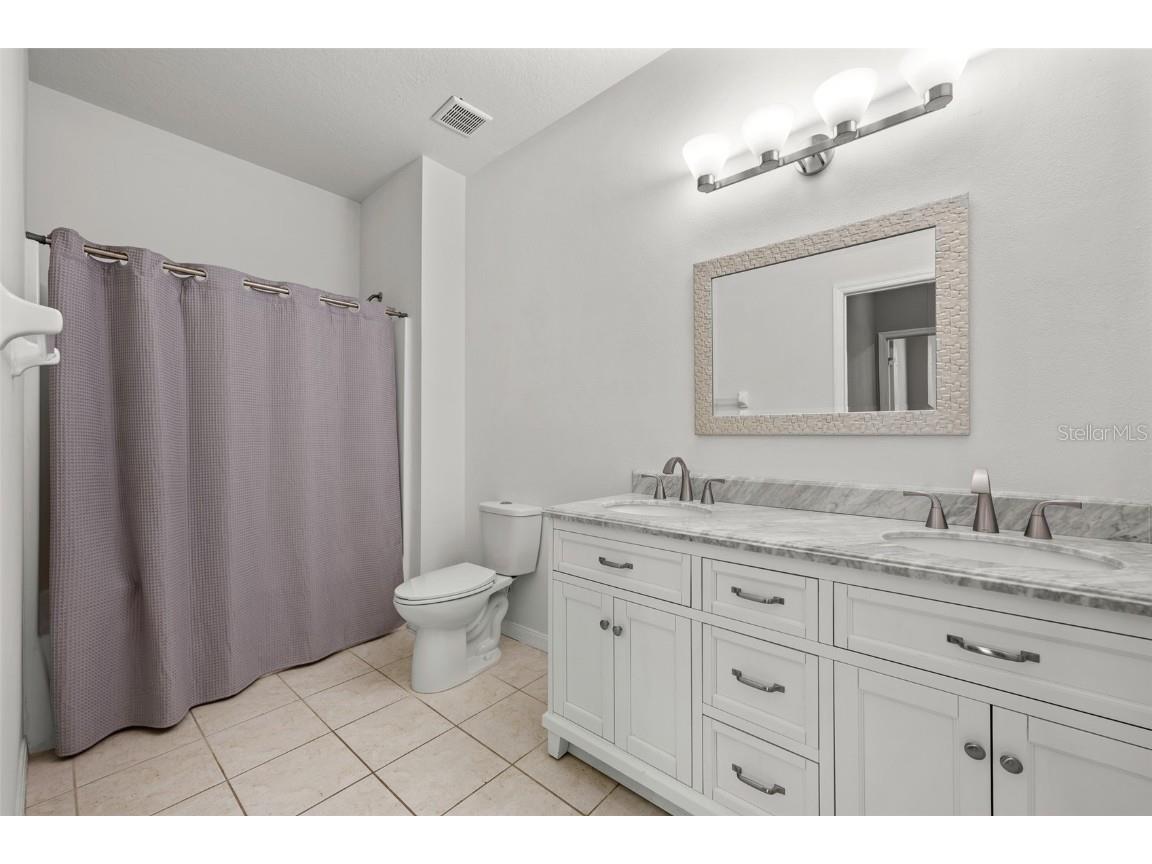 5713 Hawkpark Boulevard Lithia FL 33547 TB8418986 image37